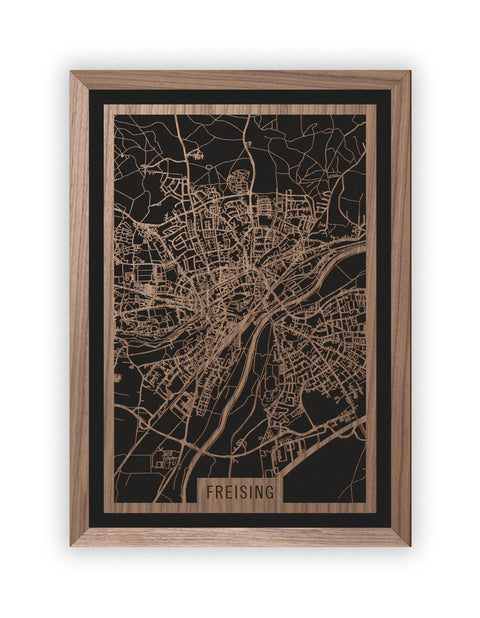 Stadtplan Freising aus Holz – Wandbild in Nussbaum mit Rahmen