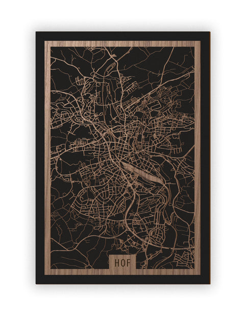 Stadtplan Hof aus Holz – Wandbild in Nussbaum ohne Rahmen