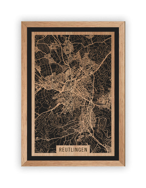 Stadtplan Reutlingen aus Holz – Wandbild in Eiche mit Rahmen